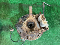 Ступица передняя правая SUBARU LEGACY OEM 26291AC021 28313AE020 28316AE000 BH9 2001 EJ254 AT
