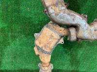 エキゾーストマニホールド SUBARU LEGACY OEM 44109AE001 44111AE160 BH9 2001 EJ254 AT