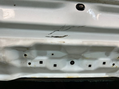 Portón trasero SUBARU LEGACY OEM 60800AE040 63011AE010 BH9 2001 51E