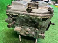 右气缸盖 SUBARU LEGACY OEM 11039AB410 BH9 2001 EJ254 AT