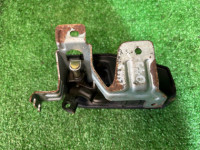 Tirador del depósito SUBARU LEGACY OEM 57340AE020 BH5 1999 silver 792
