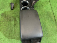 Бардачок подлокотник комплект SUBARU OUTBACK OEM 92114AG120JC 66120AG101JC 35170AG000 BPE 2007 Grey 65Z