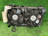 Radiador do motor SUBARU OUTBACK OEM 45119AG040 BPE 2007 EZ30 AT