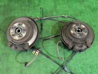 后轮毂 28052AA031 28016AA020 SUBARU LEGACY