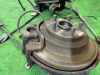 Ступицы задние SUBARU LEGACY OEM 28052AA031 28016AA020 BG5 1998 EJ20DD AT