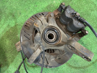 Ступицы передние SUBARU LEGACY OEM 28012AA023 28012AA033 28052AA010 BG5 1998 EJ20DD AT