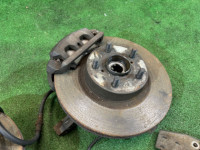 Ступицы передние SUBARU LEGACY OEM 28012AA023 28012AA033 28052AA010 BG5 1998 EJ20DD AT