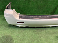 Parachoques trasero SUBARU LANCASTER OEM 57703AE080YF BH9 2001 White 07C