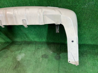 Parachoques trasero SUBARU LANCASTER OEM 57703AE080YF BH9 2001 White 07C