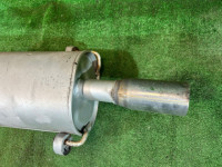 หม้อพักท้าย SUBARU LANCASTER OEM 44300AE120 BH9 2001 EJ254 AT