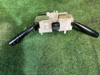 コンビネーションスイッチ SUBARU LANCASTER OEM 83111AE030 BH9 2001 EJ254 AT