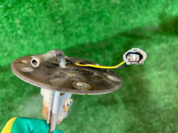 Датчик уровня топлива SUBARU LANCASTER OEM 42081AE010 BH9 2001 EJ254 AT