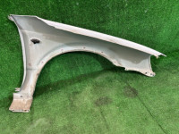 左フロントフェンダー цвет 07C SUBARU LANCASTER OEM 57120AE031 BH9 2001 White 07C