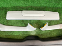 尾门饰板 SUBARU LANCASTER OEM 94320AE011AC BH9 2001 White 07C