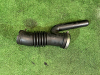 空滤进气管 SUBARU LANCASTER OEM 14457AA340 BH9 2001 EJ254 AT