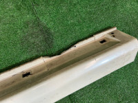 Right sill цвет 07C SUBARU LANCASTER OEM 91111AE080YF BH9 2001 White 07C