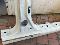 Right rocker panel цвет 07C SUBARU LANCASTER OEM 52154AE161 BH9 2001 White 07C