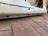 Right rocker panel цвет 07C SUBARU LANCASTER OEM 52154AE161 BH9 2001 White 07C
