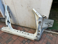 Right rocker panel цвет 07C SUBARU LANCASTER OEM 52154AE161 BH9 2001 White 07C