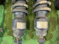 减震器 SUBARU LANCASTER OEM 20310AE340 20310AE350 20330AE100 20365AE130 BH9 2001 EJ254 AT