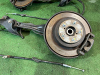 Ступицы задние SUBARU LANCASTER OEM 28474AE000 28462AE011 BH9 2001 EJ254 AT