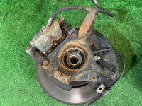 Ступицы передние SUBARU LANCASTER OEM 28313AE020 28313AE030 28052AA000 26310AC041 BH9 2001 EJ254 AT