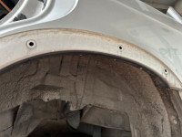 左リアフェンダー Цвет 9G9 SUBARU LANCASTER OEM 51410AE170 BH9 2000 Silver 9G9