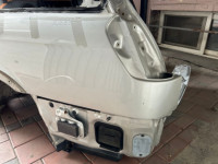 左リアフェンダー Цвет 9G9 SUBARU LANCASTER OEM 51410AE170 BH9 2000 Silver 9G9
