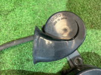 Horns SUBARU LEGACY B4 OEM 86012AE070 BEE 2002 EZ30
