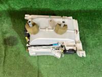 ヒーターユニット SUBARU LANCASTER OEM 72110AE000 BH9 2001 EJ254 AT
