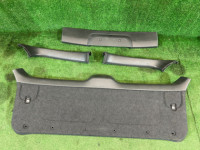 Обшивка пятой двери 94047AC110MU 94047AC000MU SUBARU LEGACY