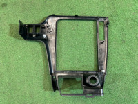 Radio trim bezel SUBARU LANCASTER OEM 66060AE330 BH9 2001 White 07C
