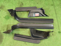 Накладки на пороги черные 94060AE000ML 94060AE010ML 94061AE120ML 94061AE010ML SUBARU LEGACY