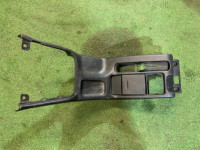 Подстаканник 92132AE000 66150AE020 SUBARU LEGACY
