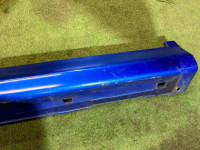 Faldón izquierdo пластик цвет 02С SUBARU LEGACY OEM 96051AE010PG BH5 2003 BLUE 02C