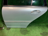 Porta traseira esquerda цвет SILVER 775U MERCEDES-BENZ C-CLASS OEM A2037301105 S203/ W2 2006 SILVER 775U