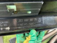 Накладки на пороги MERCEDES-BENZ C-CLASS OEM A2036800935 A2036800735 S203/ W2 2006 SILVER 775U
