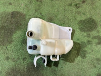 冷却液膨胀壶 C-CLASS OEM A2035000049 S203/ W2 2006 M271 AT