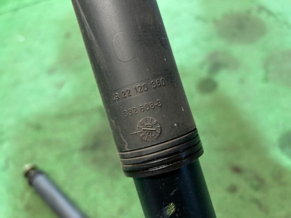 Стойки C-CLASS OEM A2033205330 S203/ W2 2006 M271 AT