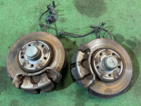 ดุมล้อหน้า A2093320001 A2093320101 MERCEDES-BENZ C-CLASS