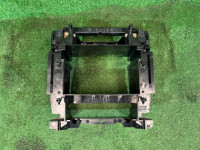 Крепление магнитофона A2036890416 MERCEDES-BENZ C-CLASS