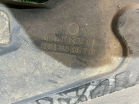 Защита днища правая и левая MERCEDES-BENZ C-CLASS OEM A2036191138 W203 2006 SILVER 775U
