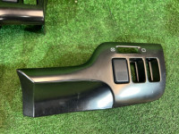 主机面框套件 Подстаканник SUBARU LEGACY OEM 66060AE250 66150AE110 66050AE050 BH5 2003 BLUE 02C