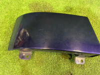 左テールランプ下ガーニッシュ SUBARU LEGACY B4 OEM 51473AE011 BE9 2001 blue 11K / 14L
