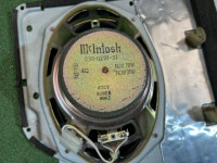 Динамик сабвуфера Mcintosh SUBARU LANCASTER OEM 86301AE220 BH9 2001