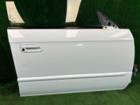 Right front door цвет 51E 96H SUBARU LEGACY OEM 60009AE000 BH5 2000 WHITE 51E, 96H