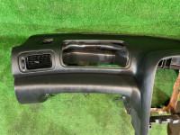 Торпедо SUBARU LEGACY OEM 66045AE000ML BH5 2000 WHITE 51E, 96H