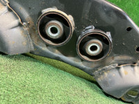 Travessa traseira SUBARU LEGACY OEM 20152AE000 BH9 2000 EJ254 AT