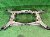 Travessa traseira SUBARU LEGACY OEM 20152AE000 BH9 2000 EJ254 AT
