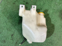 玻璃水壶 SUBARU LEGACY OEM 86610AE010 BH9 2000 EJ254 AT